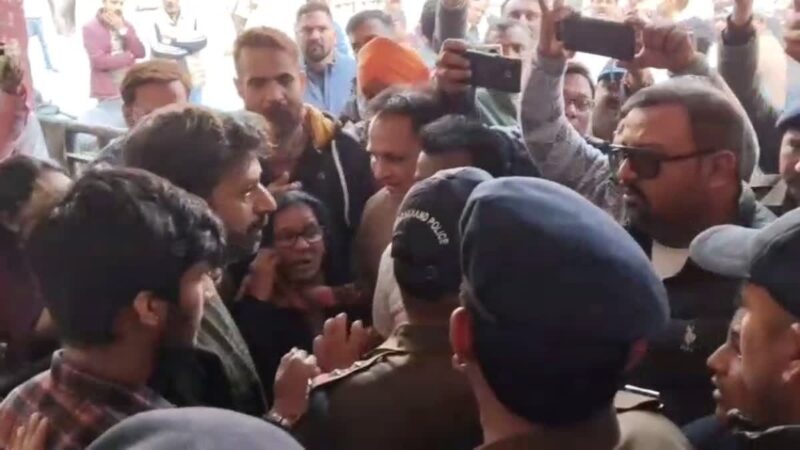 उत्तराखंड : मोर्चरी में चूहों ने कुतर दिया शव, मचा बवाल, डीएम ने बैठाई मजिस्ट्रियल जांच