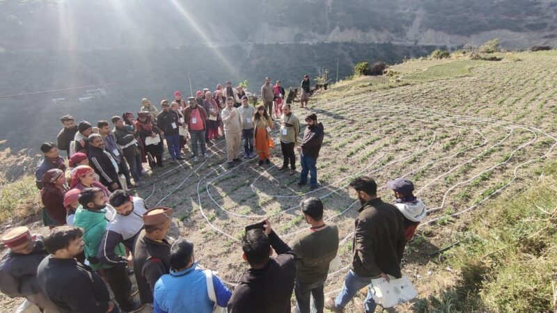 IIT रुड़की की “अनुगूंज” परियोजना के तहत चकराता में आयोजित किया गया सोलर आधारित कृषि तकनीक प्रशिक्षण कार्यक्रम 
