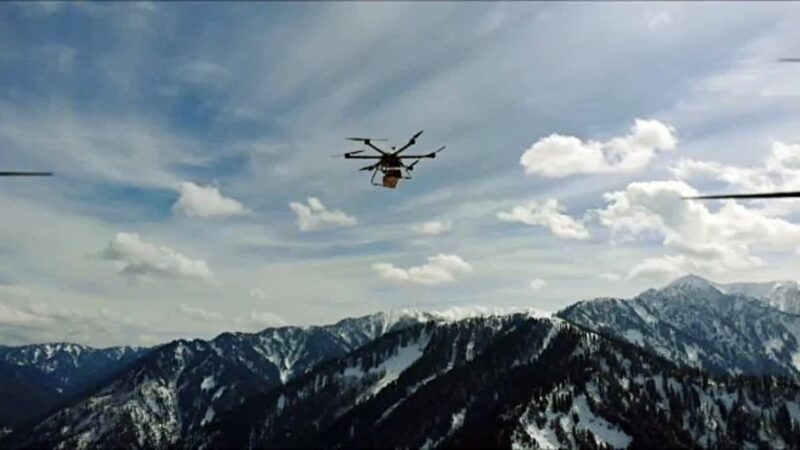 LoC के पास फिर दिखे संदिग्ध पाकिस्तानी ड्रोन, इंडियन आर्मी की गोलीबारी