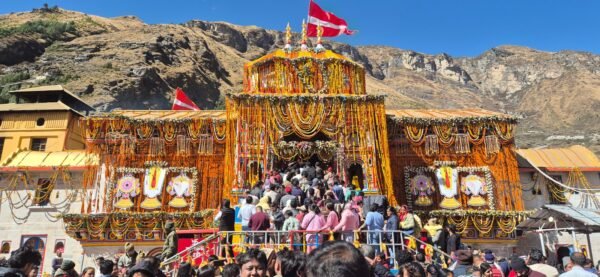 बसंत पंचमी पर तय होगी बदरीनाथ धाम के कपाट खुलने की तिथि