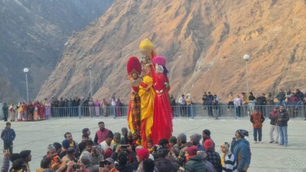 नरसिंह मंदिर में गूंजी ढोल-दमाऊ की थाप