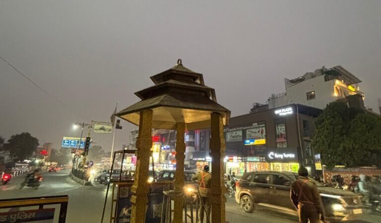 अंतिम चरण में दिलाराम चौक का सौंदर्यीकरण कार्य, जिला प्रशासन की प्रतिबद्धता से राज्य की पौराणिक लोक संस्कृति परंपरा लिए सुसज्जित होते शहर के चौक चौराहे