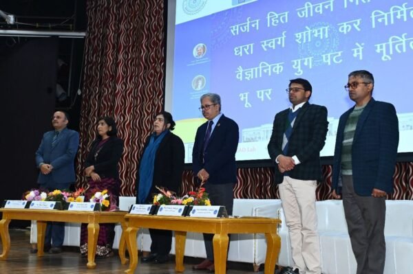 राष्ट्रीय राजमार्ग परियोजनाओं की समीक्षा बैठक में मुख्यमंत्री ने उठाए उत्तराखण्ड के अहम प्रस्ताव