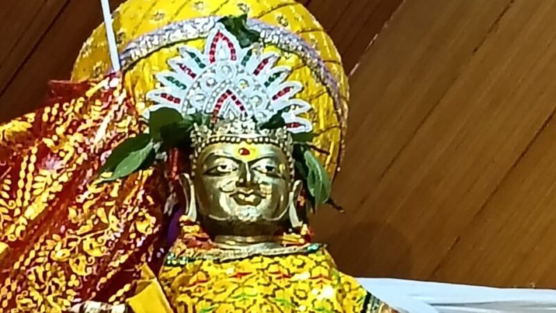 गर्भगृह से बाहर आए ब्रह्म जाख देवता, क्षेत्र भ्रमण यात्रा का शुभारंभ