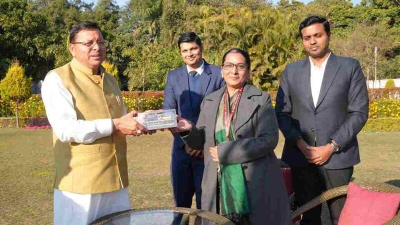 सीएम धामी के नेतृत्व में उत्तराखंड में रेल अवसंरचना को नई गति, पूर्ण व प्रगतिरत परियोजनाओं की समीक्षा