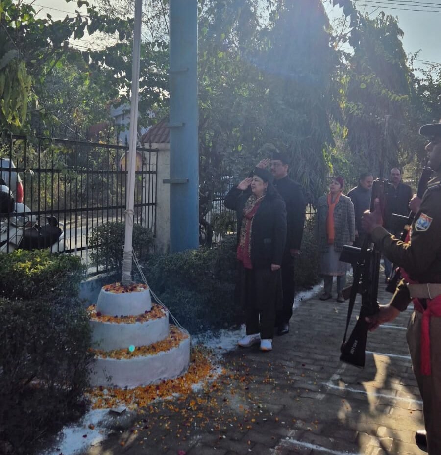 पंचायतीराज निदेशालय में हर्षोल्लास से मनाया गया गणतंत्र दिवस, निदेशक निधि यादव ने फहराया राष्ट्रीय ध्वज