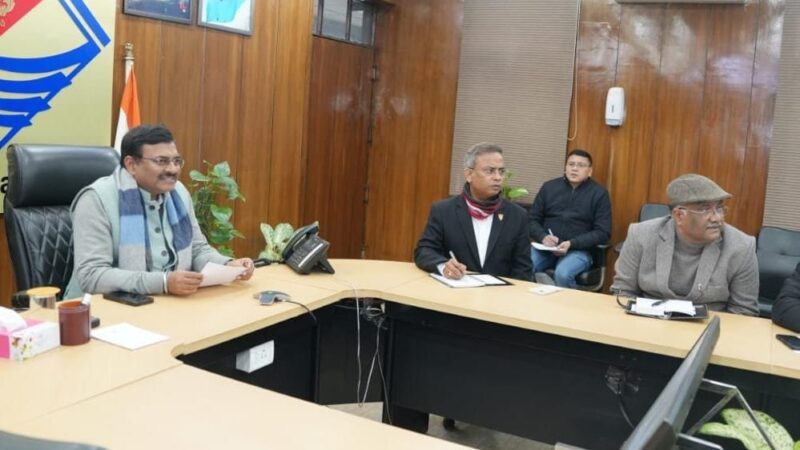 कार्बन क्रेडिट पर सचिवालय में बैठक, विभागों को संभावनाएं तलाशने के निर्देश