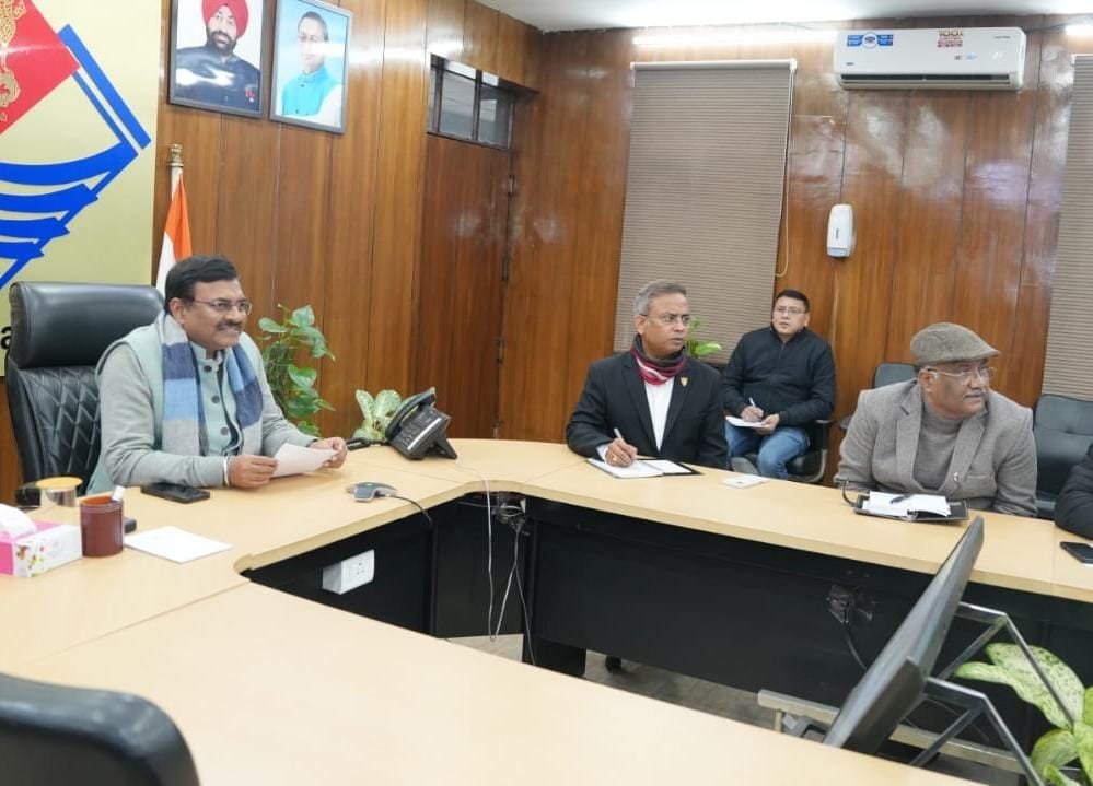 कार्बन क्रेडिट पर सचिवालय में बैठक, विभागों को संभावनाएं तलाशने के निर्देश