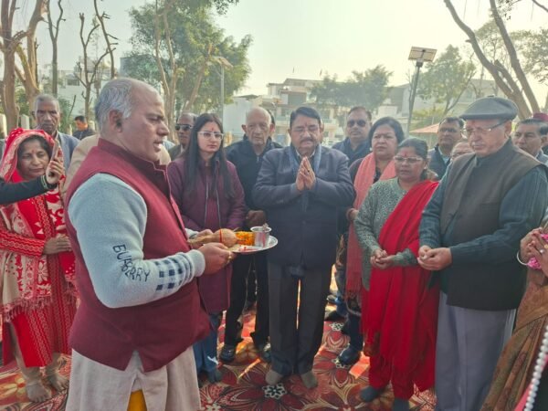 मुख्यमंत्री पुष्कर सिंह धामी के हरित विकास संकल्प को साकार कर रहा एमडीडीए, रायपुर–डालनवाला क्षेत्र में दो पार्कों का ₹90 लाख की लागत से जीर्णोद्धार एवं निर्माण कार्य प्रारंभ