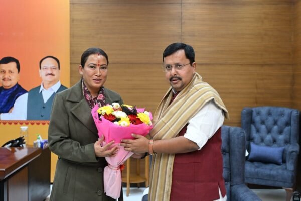 कैबिनेट मंत्री रेखा आर्या ने की राष्ट्रीय अध्यक्ष भाजपा नितिन नबीन से मुलाकात