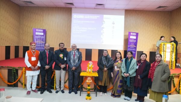 श्री गुरु राम राय विश्वविद्यालय में अन्तरर्राष्ट्रीय फेकल्टी डेवलपमेंट कार्यक्रम में विशेषज्ञों ने सांझा किए अनुभव