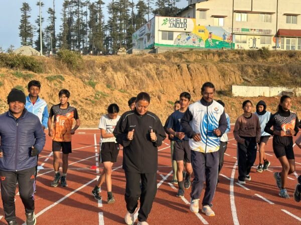 कैबिनेट मंत्री रेखा आर्या ने बच्चों के साथ लगाई दौड़, खिलाड़ियों का बढ़ाया हौसला