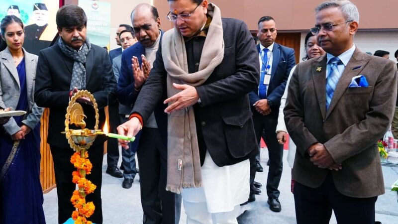 सीएम धामी ने चिन्तन शिविर एवं डॉयलाग ऑन विजन 2047 में प्रशासनिक अधिकारियों को किया संबोधित