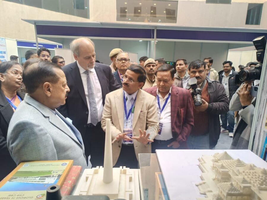 पृथ्वी विज्ञान मंत्रालय द्वारा आयोजित की गई प्रौद्योगिकी एवं नवाचार सम्मेलन 2.0 में सीबीआरआई की उन्नत निर्माण तकनीकों की प्रस्तुति