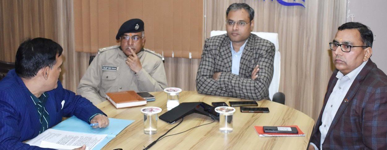 परिवार रजिस्टरों की जांच में लापरवाही बर्दाश्त नहीं