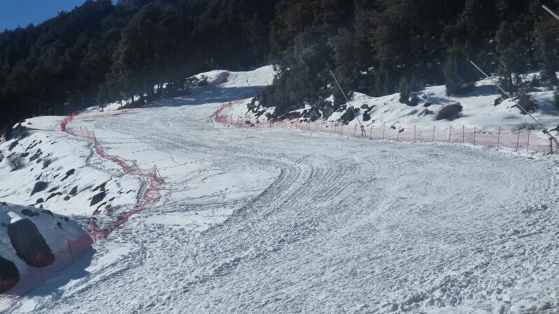 औली के बर्फीले ढलानों पर  रोमांच का आगाज़, 17 टीमें दिखाएंगी दम