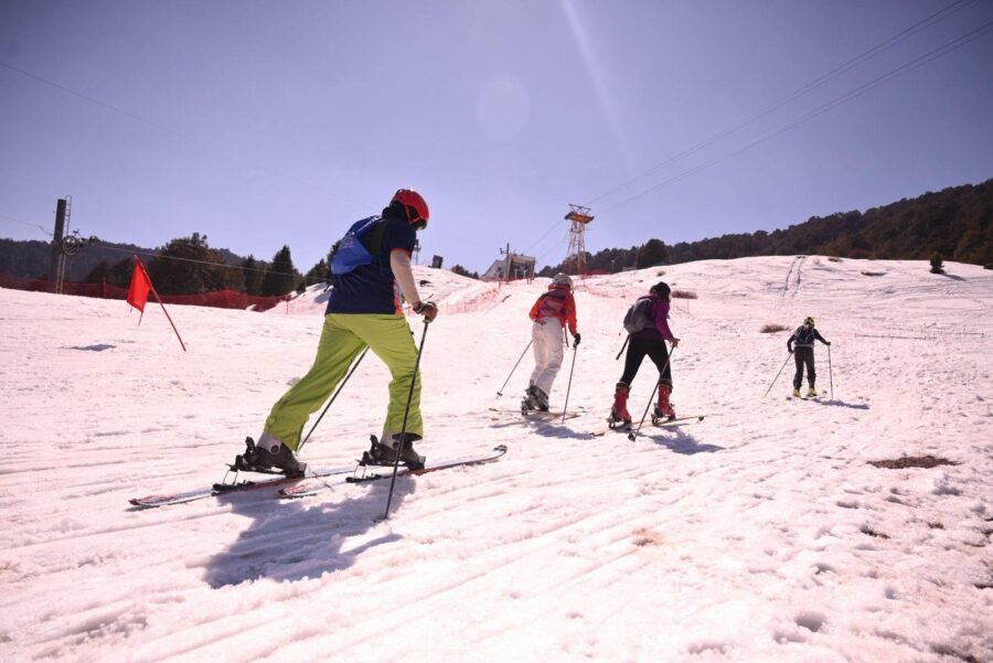 औली के हिम-शिखरों पर खिलाड़ियों का शौर्य