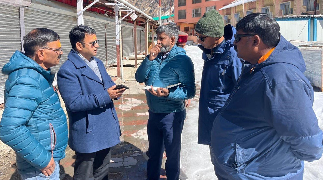 सीईओ थपलियाल ने किया यात्रा पूर्व व्यवस्थाओं का स्थलीय निरीक्षण