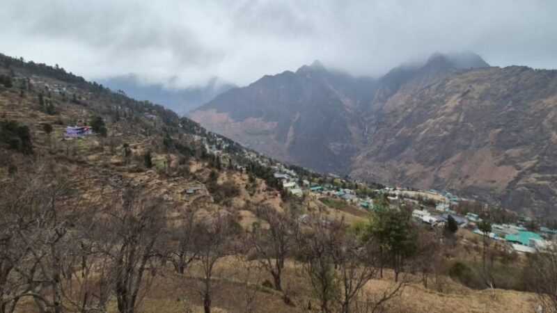 पहाड़ों में फिर बदला मौसम का मिजाज