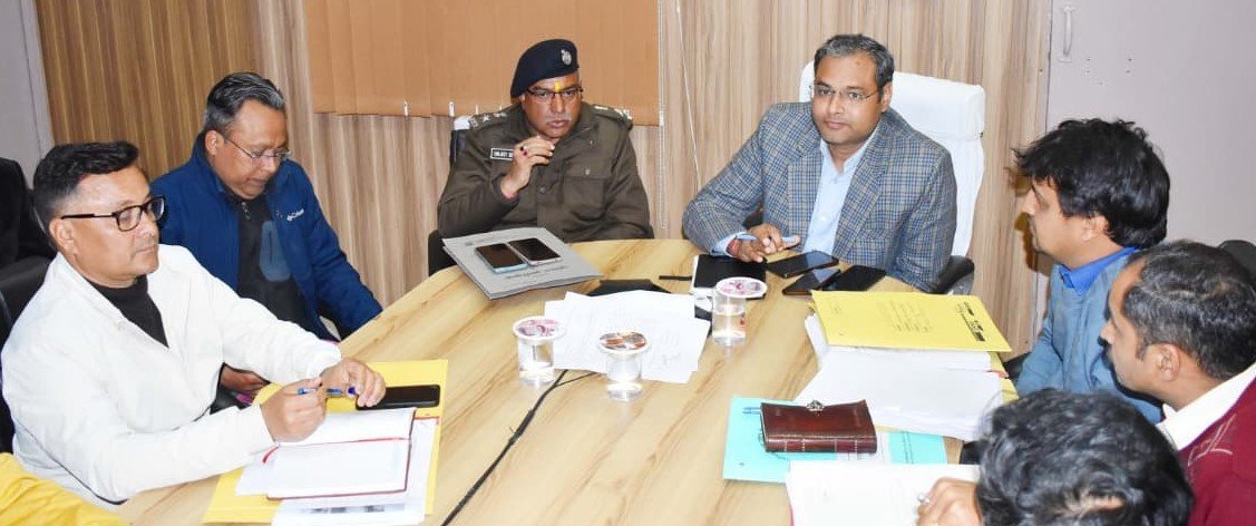 बदरीनाथ मास्टर प्लान कार्यों में गुणवत्ता के साथ तेजी पर रहेगा जोर – डीएम