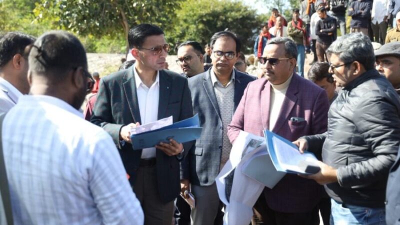 जिला प्रशासन की बड़ी कार्रवाई; गंगा में प्रवाहित हो रहे 14 भवनों का ग्रे-वाटर किया गया बंद