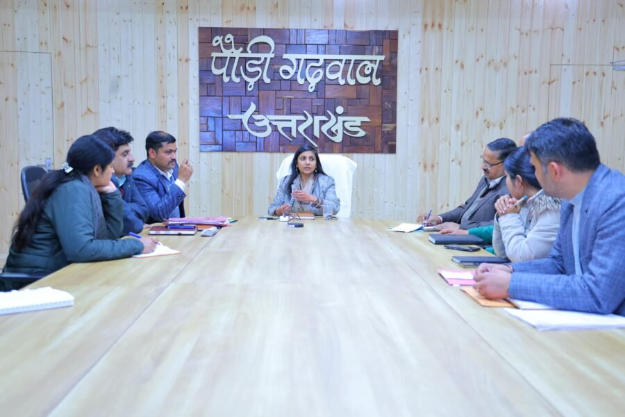 वनाग्नि रोकथाम को लेकर डीएम स्वाति एस. भदौरिया सख्त, सभी विभागों को समन्वित कार्यवाही के दिए निर्देश