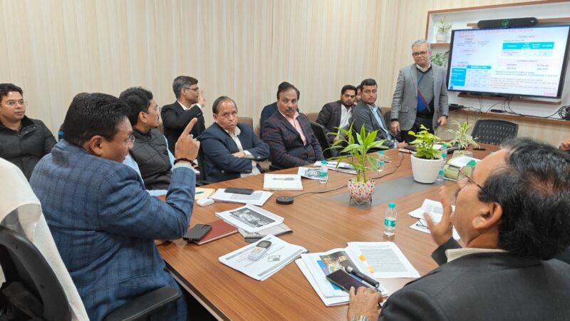 सीएम धामी के दिशा-निर्देशों में देहरादून पीआरटी और मसूरी–नैनीताल रोपवे परियोजनाओं की फिजिबिलिटी पर मंथन, सचिव आवास डॉ. आर. राजेश कुमार की अध्यक्षता में हुई अहम बैठक, परियोजनाओं से यातायात दबाव होगा कम, पर्यावरण संरक्षण को मिलेगा बल और पर्यटन गतिविधियों को मिलेगा बढ़ावा 