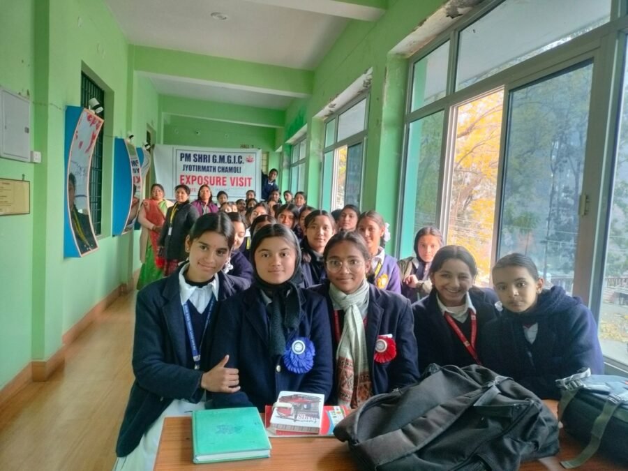 बालिका इंटर कॉलेज की छात्राओं ने किया साइंस पार्क का शैक्षिक भ्रमण