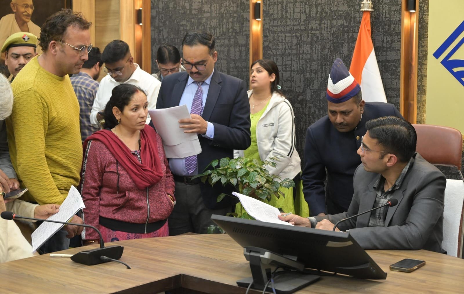 जिला प्रशासन का जनदर्शन बना जनविश्वास का मंच, सुरक्षा की गारंटी, त्वरित एक्शन