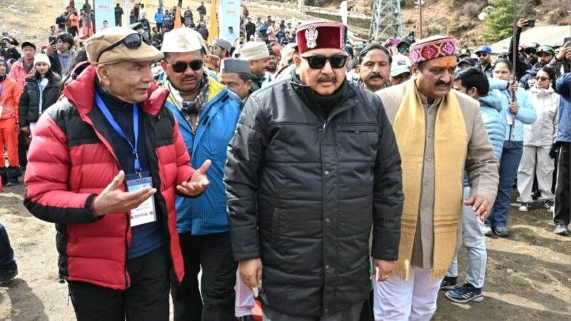 औली में नेशनल स्कीइंग चैंपियनशिप और विंटर कार्निवल का भव्य आगाज