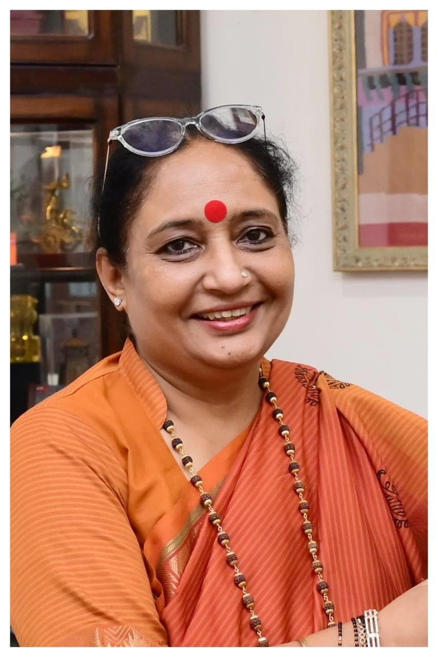 भराड़ीसैंण गैरसैंण विधानसभा में सजी उत्तराखंड की लोककला, स्थानीय कलाकारों को मिला सम्मान और प्रोत्साहन – ऋतु खण्डूडी भूषण