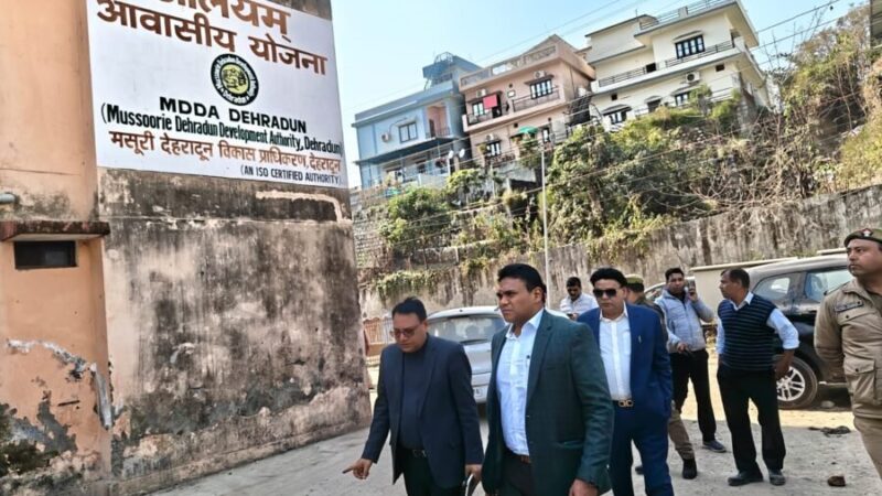 सचिव आवास डॉ. आर राजेश कुमार ने आमवाला तरला आवासीय योजना व ईडब्ल्यूएस भवनों का किया निरीक्षण, लाभार्थियों से किया सीधा संवाद, राज्य में किफायती एवं गुणवत्तापूर्ण आवास उपलब्ध कराना सरकार की सर्वोच्च प्राथमिकता