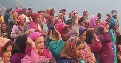 लासी के ग्रामीण भी उतरे शराब के विरोध में