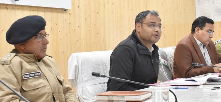 चमोली जिला प्रशासन ने बजट सत्र की तैयारियों को दिया अंतिम रूप