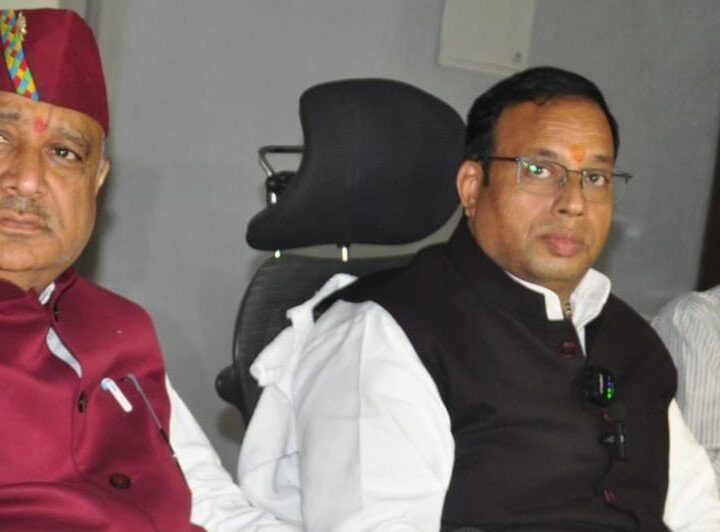 चारधामों में तय दूरी तक मोबाइल पर रहेगा प्रतिबंध – द्विवेदी