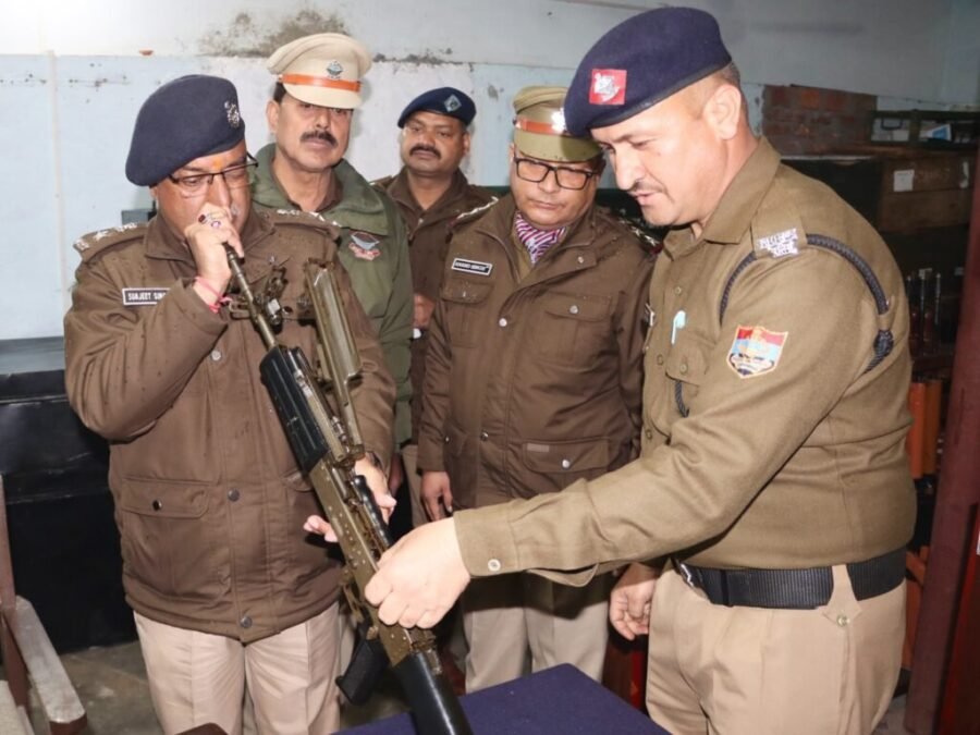 एसपी सुरजीत सिंह पंवार ने पुलिस लाइन का किया निरीक्षण, निर्माण कार्यों में तेजी लाने के दिए निर्देश