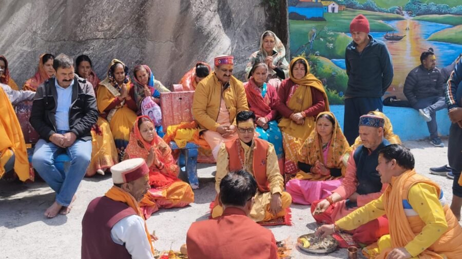 ज्योतिर्मठ : श्री नृसिंह मंदिर में श्रीमद् देवी भागवत कथा का भव्य समापन