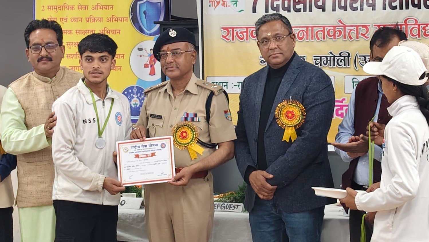 एनएसएस शिविर में बोले एसपी सुरजीत सिंह पंवार – “मैं भी कभी आपकी तरह रहा एनएसएस का स्वयंसेवक”