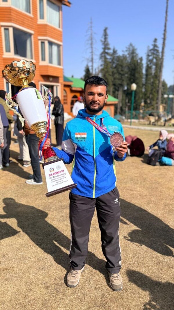 ऑल इंडिया यूनिवर्सिटी गेम्स में उत्तराखंड के खिलाड़ियों का दमदार प्रदर्शन, शार्दुल थपलियाल को स्वर्ण और आयुष भट्ट को कांस्य पदक