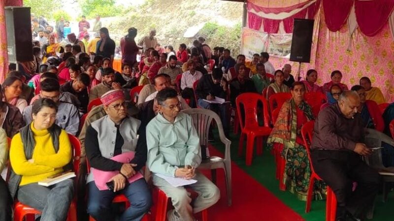 एकेश्वर विकासखंड के बंठोली में लगा जन-जन की सरकार शिविर