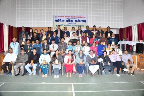 इंडोर खेलों के फाइनल और पुरस्कार वितरण के साथ वार्षिक क्रीड़ा प्रतियोगिताएं संपन्न