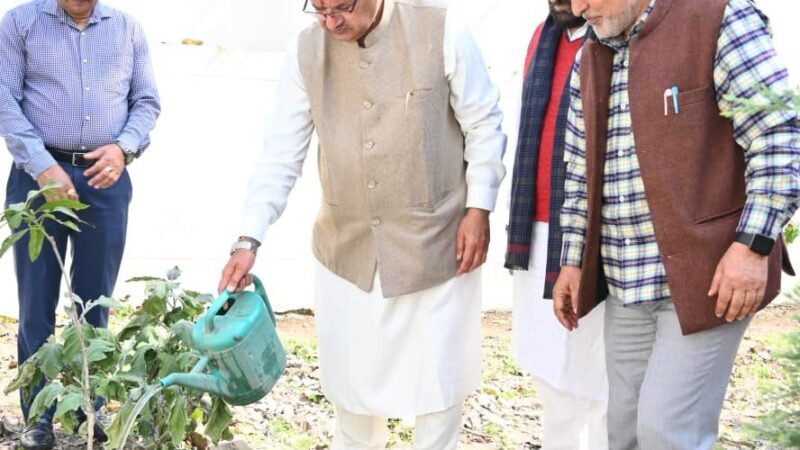 केंद्रीय कृषि मंत्री शिवराज सिंह चौहान के जन्मदिवस पर कृषि मंत्री गणेश जोशी ने किया पौधरोपण