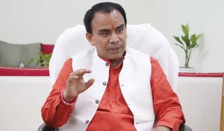 17 लाख से अधिक लाभार्थियों ने उठाया आयुष्मान योजना का लाभ – डाॅ. धन सिंह रावत