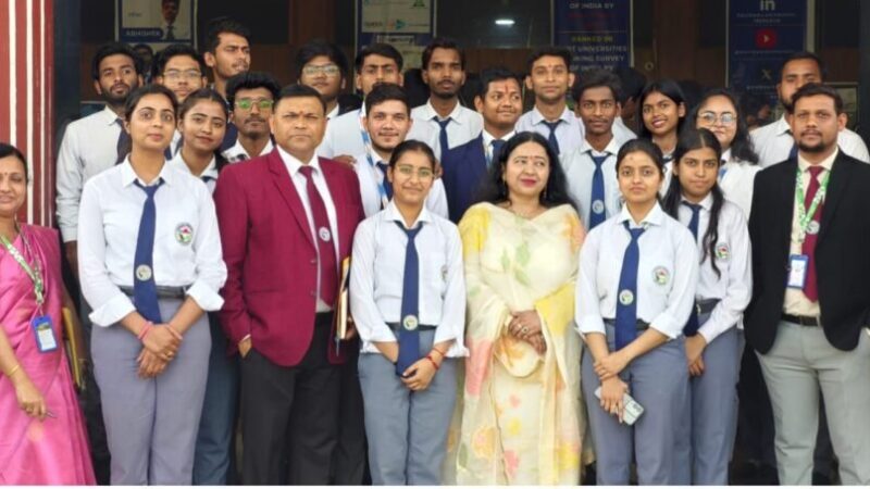 हरिद्वार यूनिवर्सिटी में “फार्मा अन्वेषण” का आयोजन, छात्रों के मॉडल और प्रोजेक्ट ने बटोरी सराहना, मुख्य अतिथि ड्रग्स इंस्पेक्टर अनीता भारती ने प्रदर्शनी का किया अवलोकन