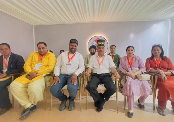 पांच लोगों को मिला भारत की नागरिकता का प्रमाणपत्र, गृहमंत्री अमित शाह बोले – जो देश का नागरिक नहीं उसे बाहर करेंगे, हरिद्वार में जनसभा को किया संबोधित, सीएम धामी के प्रयासों को सराहा