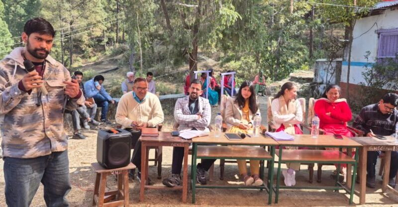 जन-जन की सरकार, जन-जन के द्वार : पौड़ी गढ़वाल की 102 न्याय पंचायतों में शिविर, 15 हजार से अधिक लोगों तक पहुँचा योजनाओं का लाभ
