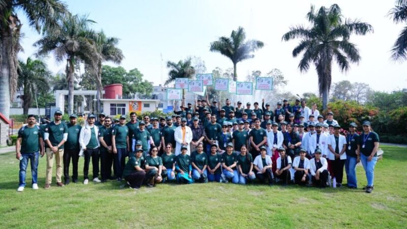 श्री महंत इन्दिरेश अस्पताल में विश्व किडनी दिवस पर किडनी बचाने का लिया संकल्प; संतुलित आहार, व्यायाम व स्वच्छ जल अपनाईए स्वयं को गुर्दा रोगों से बचाईए