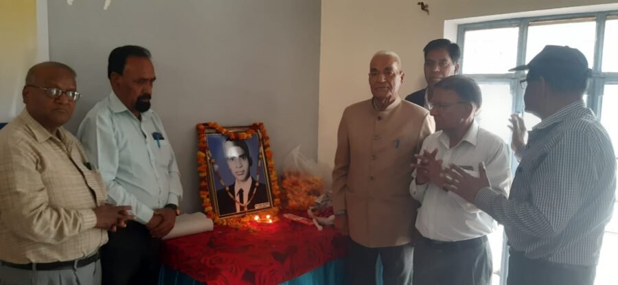 क्रांतिकारी पत्रकार नरेन्द्र उनियाल की 75वीं जयंती पर श्रद्धांजलि, कोटद्वार विकास के लिए जारी हुआ दृष्टि पत्र