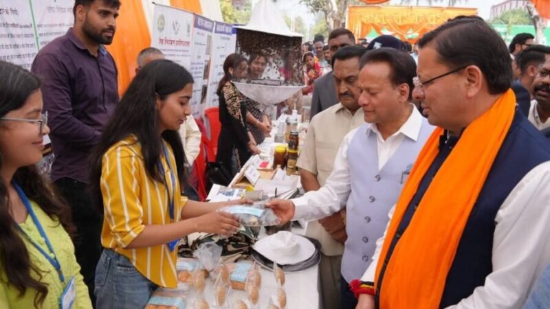 मुख्यमंत्री पुष्कर सिंह धामी ने पंतनगर में 119वें अखिल भारतीय किसान मेले का किया शुभारम्भ, कहा – किसान हमारे अन्नदाता और असली नायक