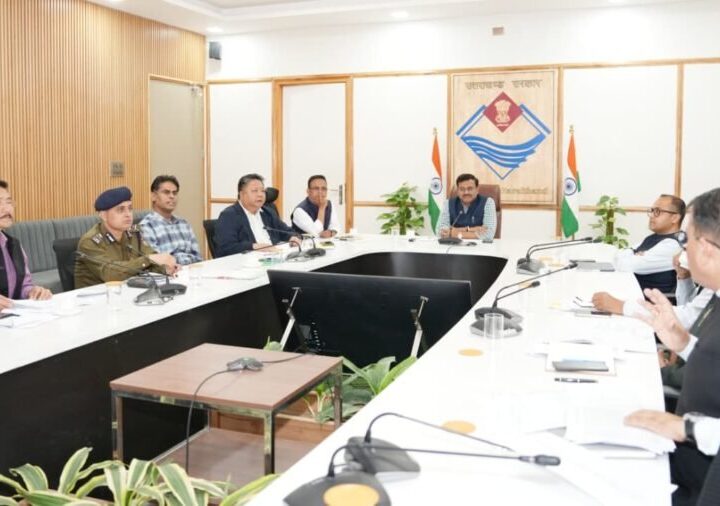 मुख्य सचिव आनंद बर्धन की अध्यक्षता में प्रदेश में एलपीजी गैस आपूर्ति की समीक्षा, पर्याप्त उपलब्धता सुनिश्चित